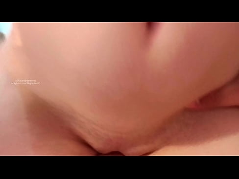 ❤️ Dormind în camera surorii mele și așa m-am trezit ❤   at ro.newsexxxx.ru ❌